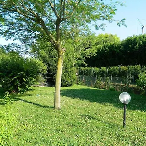 https://a-casa-di-sandra.hotelinveneto.com